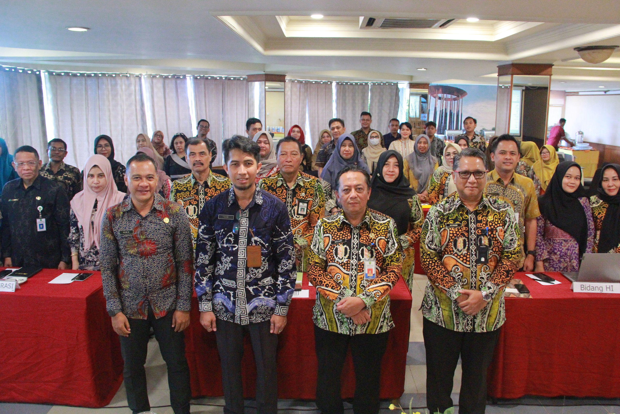 Rapat Peningkatan Penilaian Laporan Hasil Evaluasi SAKIP Bidang Ketenagakerjaan Dan Ketransmigrasian Provinsi Kalimantan Timur Triwulan I Tahun 2024